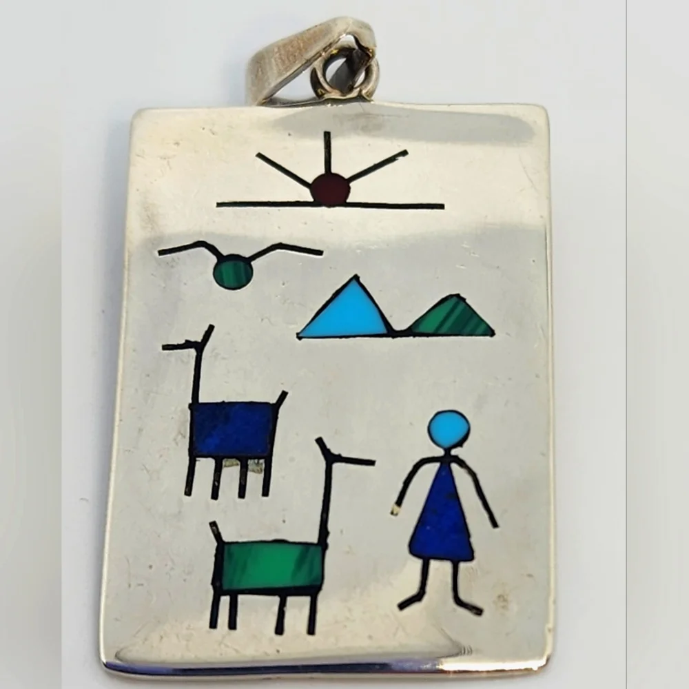 Sterling Diaguitas Charm Pendant - Picture 1 of 6